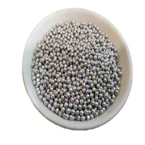 silver decoartion balls